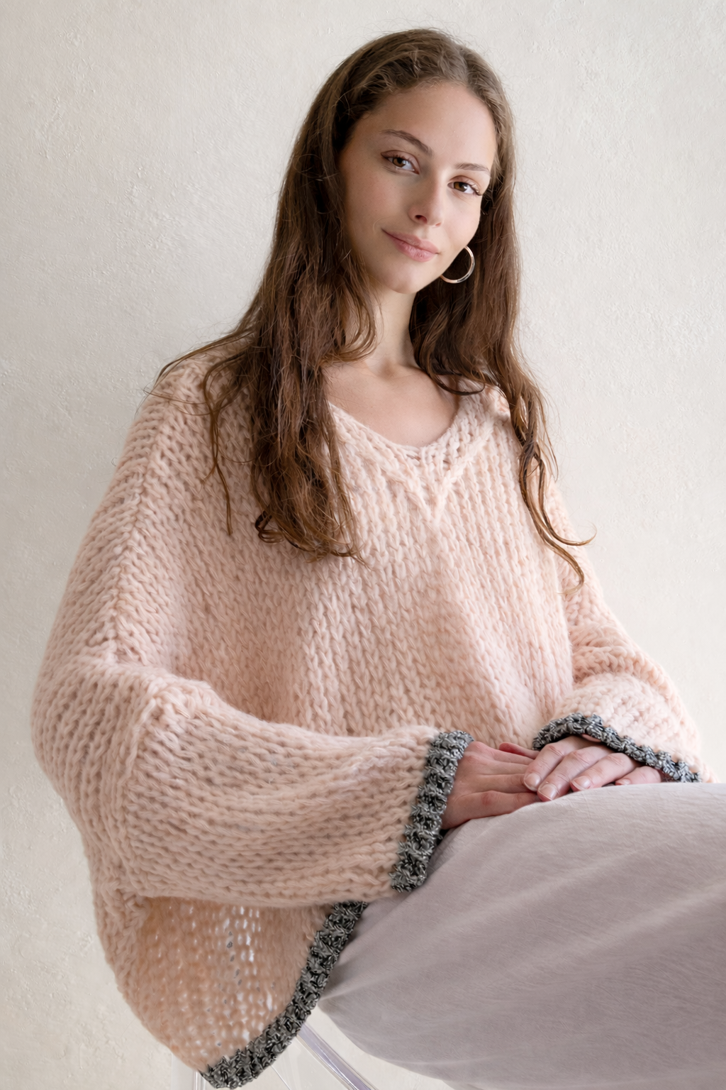 Lula V-Neck Blush Silver Lurex