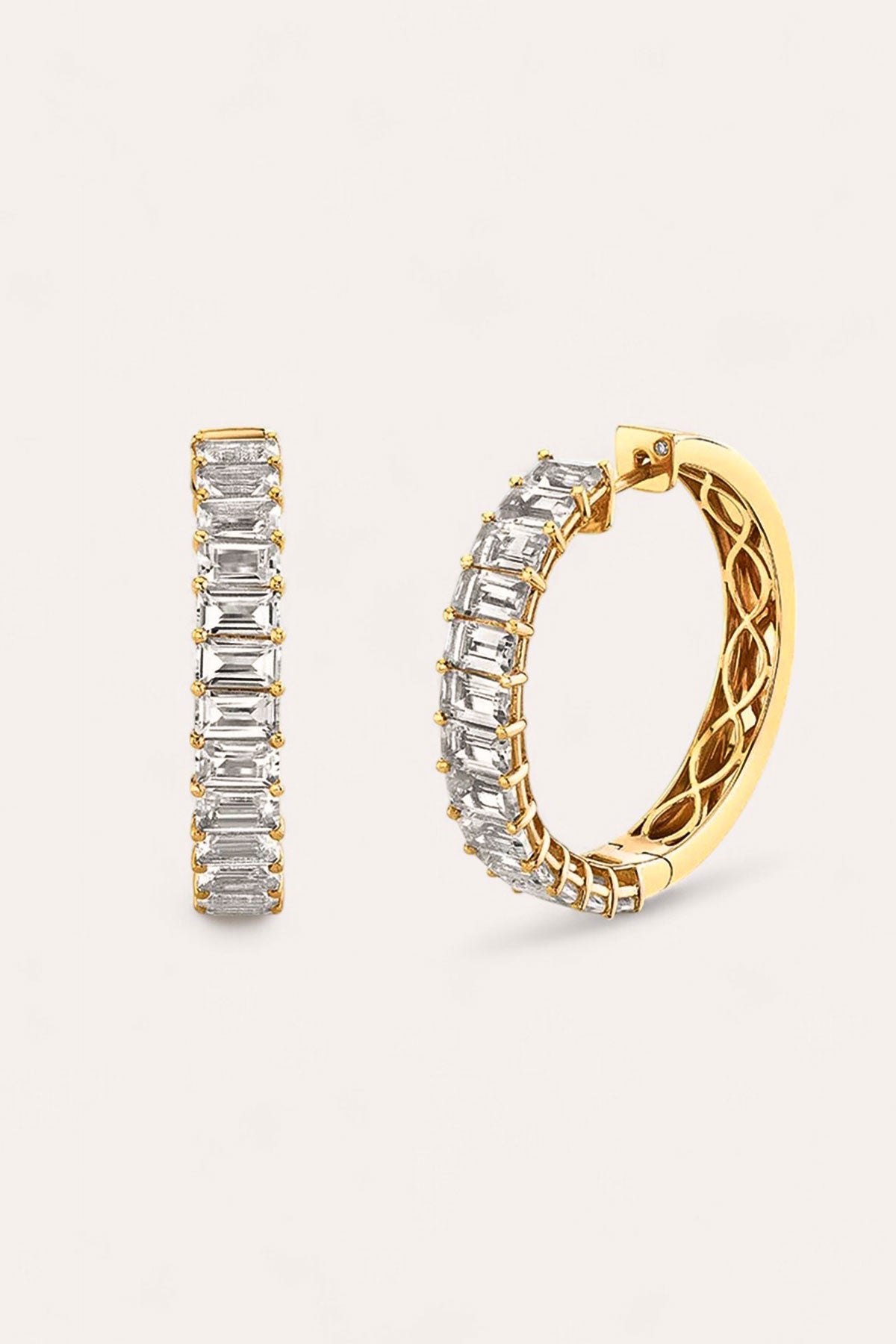 Joan (Gold)