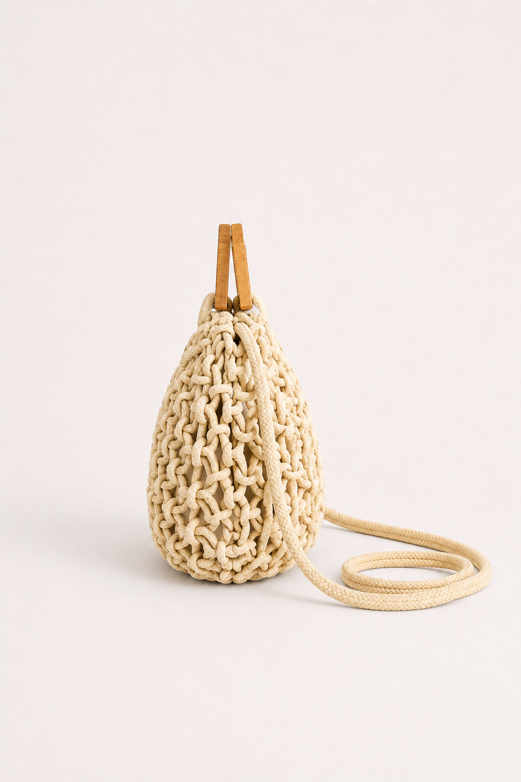 Pax Cream Bag
