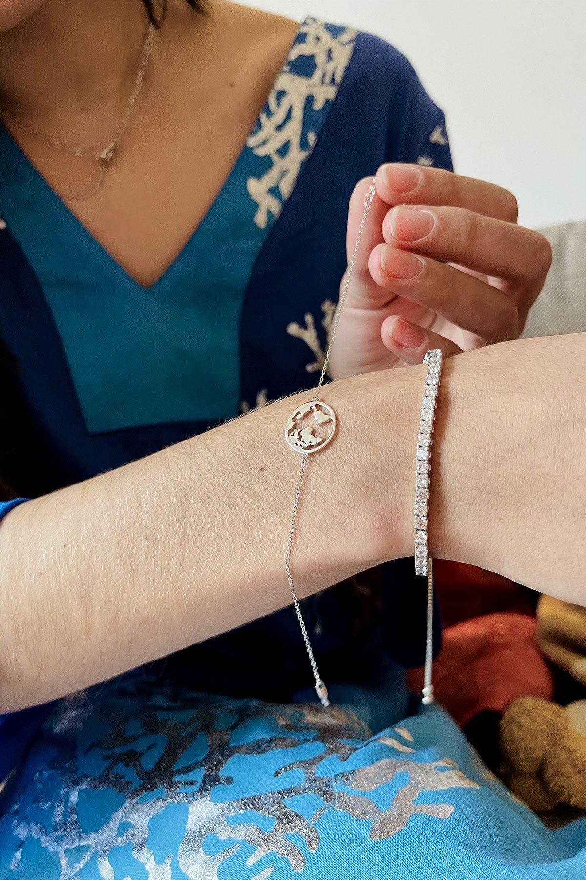 Earth Bracelet (Silver)