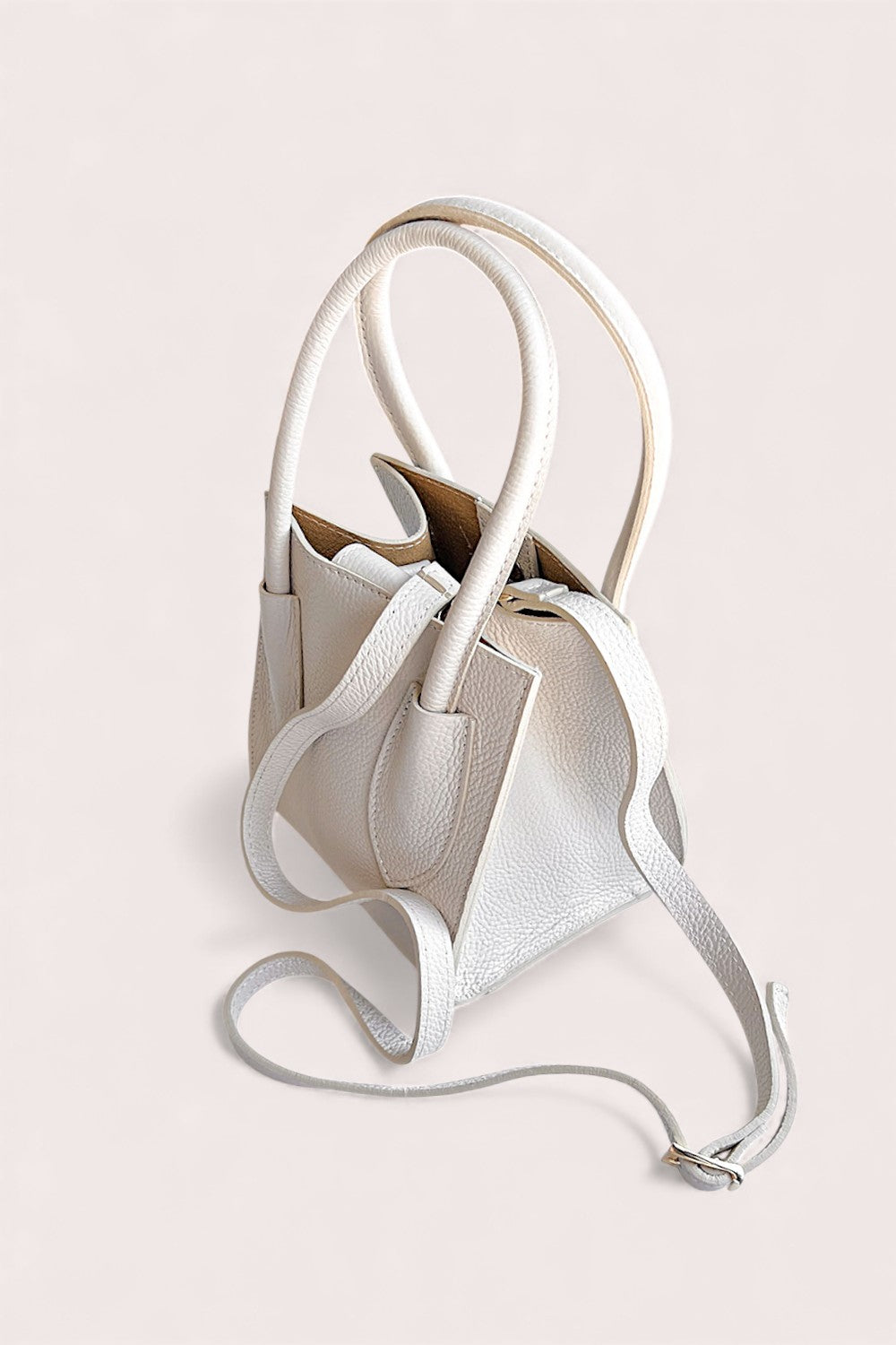 Lyn Beige