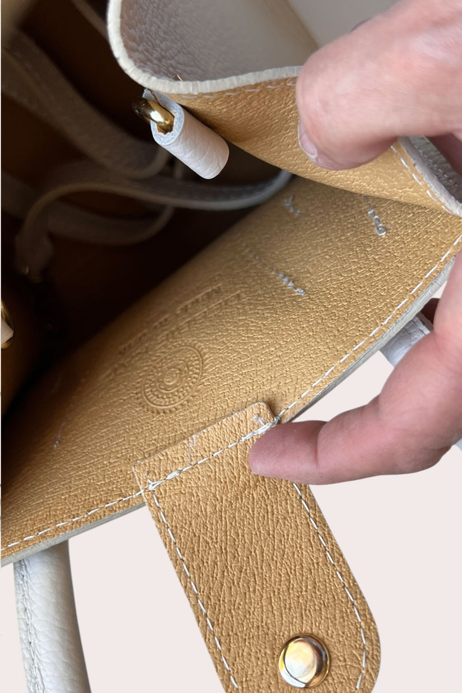Lyn Beige