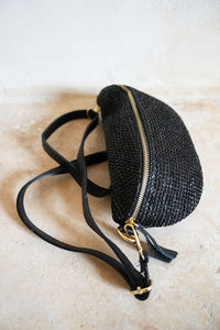 Shelly Crochet Crossbody Bag Black