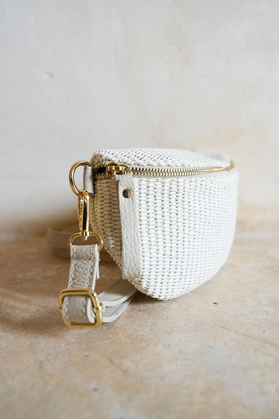 Shelly Crochet Cream