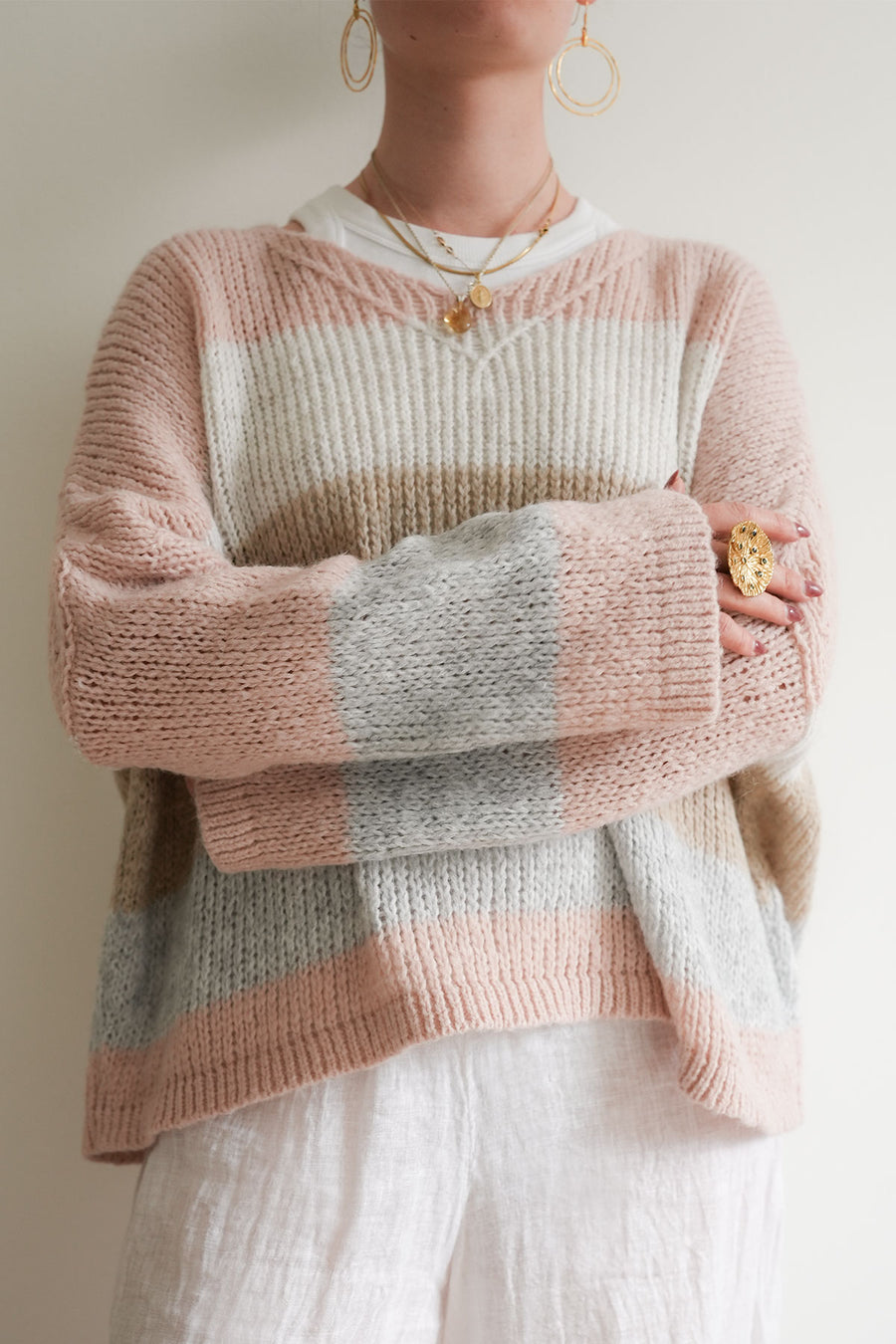 Lula V-Neck Striped