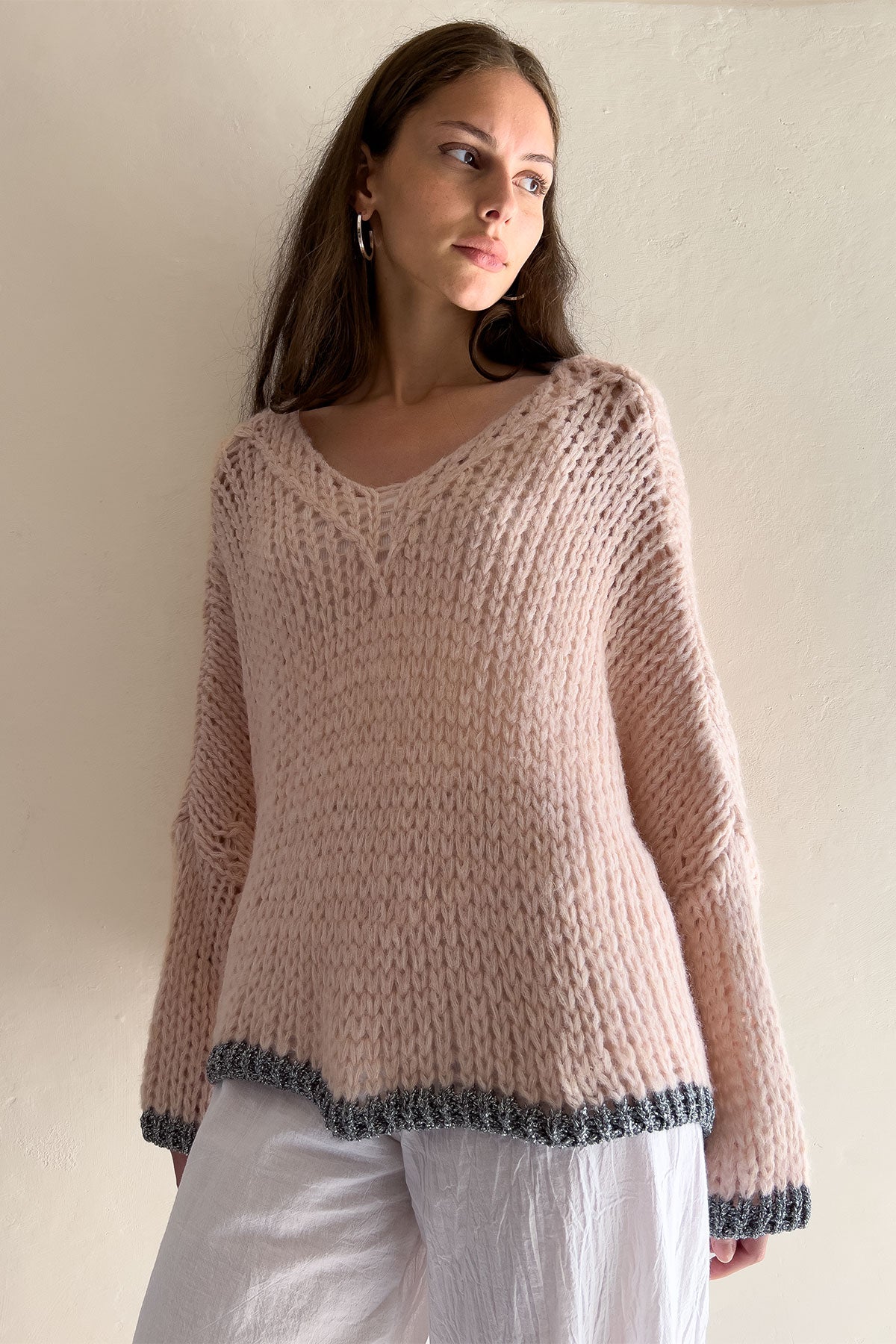 Lula V-Neck Blush Silver Lurex