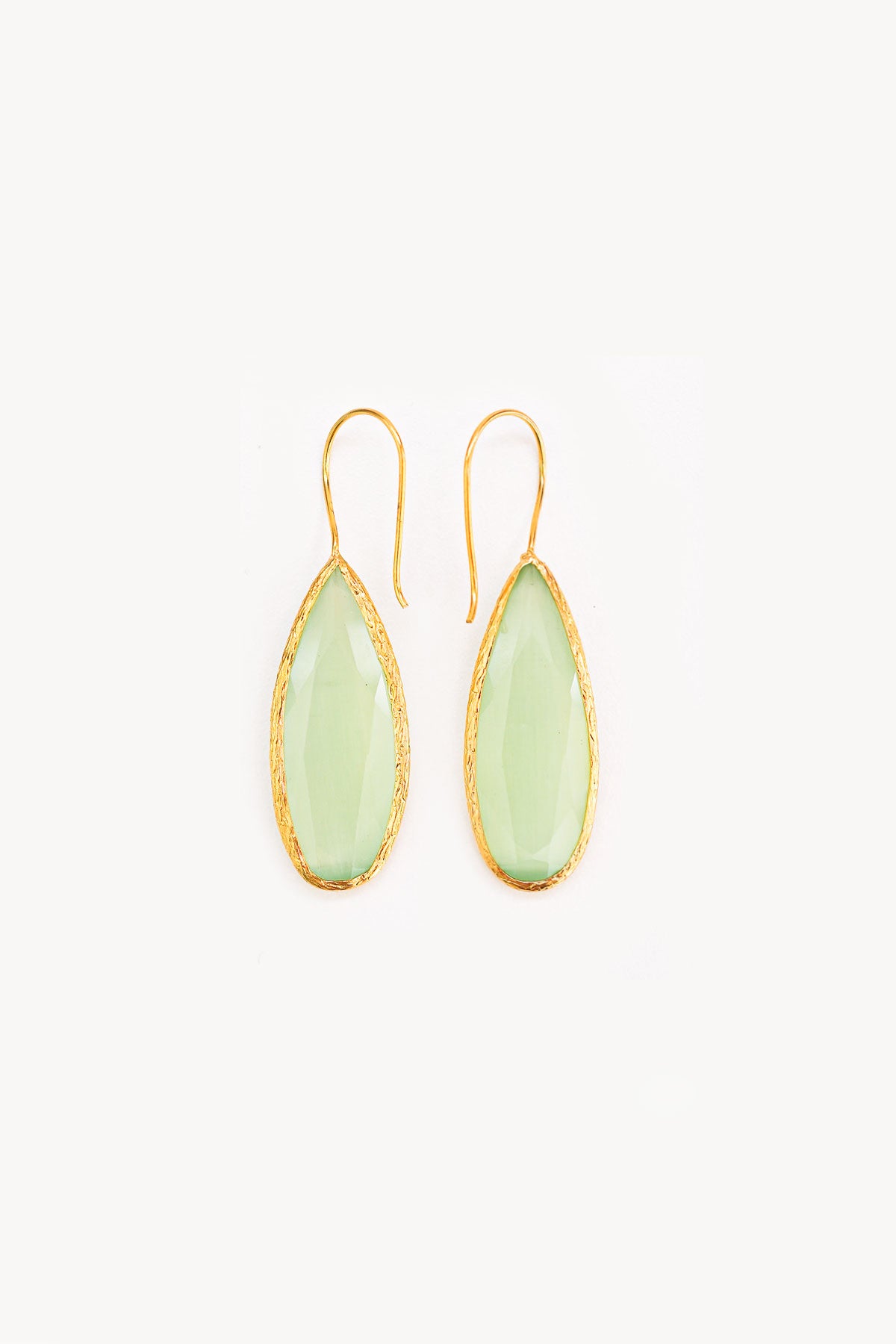 Ayila (Cat Eye Stone Green)