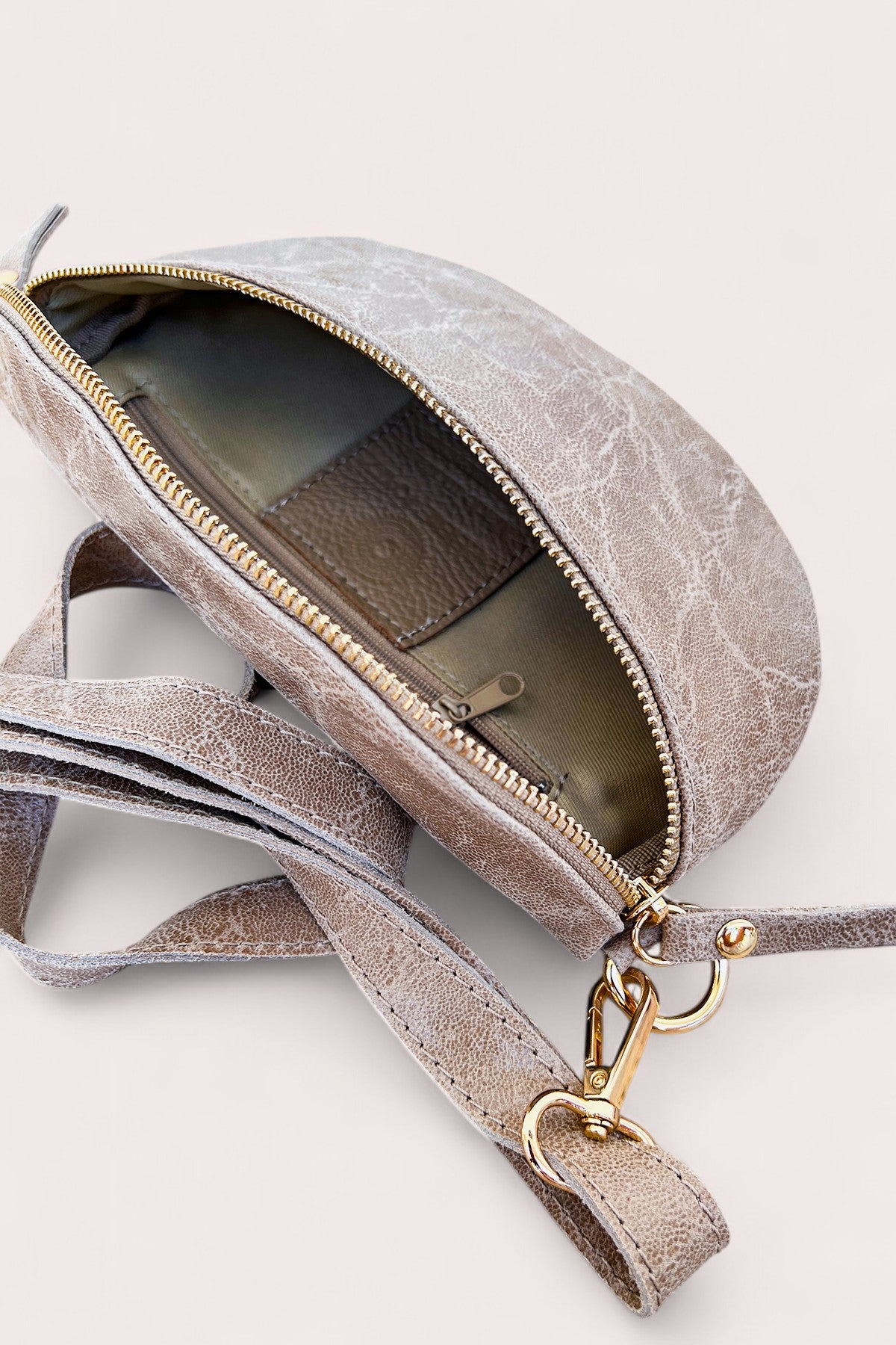 Debbie Katz Shelly Patina Taupe – Taupe Women's Leather Bag