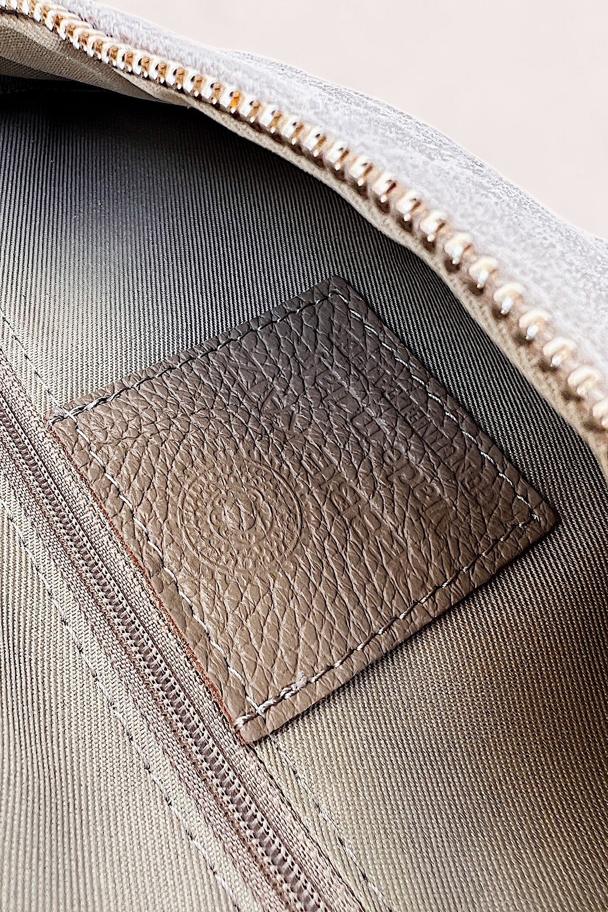 Debbie Katz Shelly Patina Taupe – Taupe Women's Leather Bag